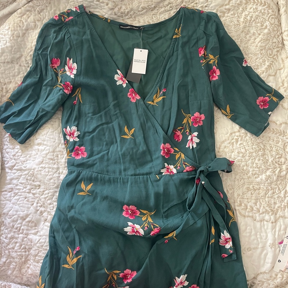 Abercrombie & Fitch Green Floral Dress